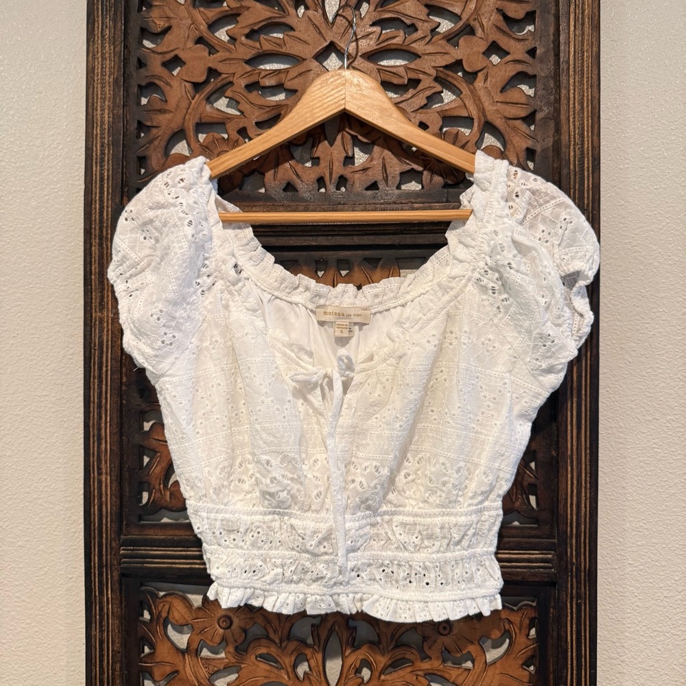 White Eyelet Peasant Crop Top - Unknown Brand